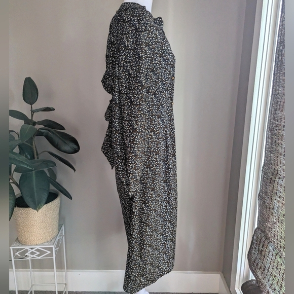 AVANTLOOK Small Open Keyhole Floral Midi Dress Button Down Bow Back - Picture 3 of 7